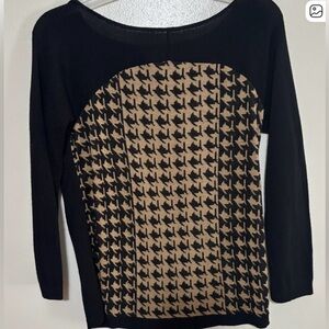 New Directions Black and Tan Houndstooth Blouse